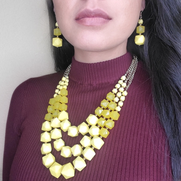 Three Chain Statement Set - Picture 4 of 4